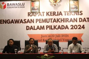 Bawaslu Sleman Gelar Rakernis